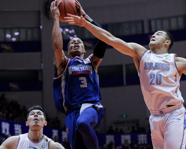 包含100T横扫EG，369开启传奇时刻宿命之战淘汰赛，技惊四座的词条