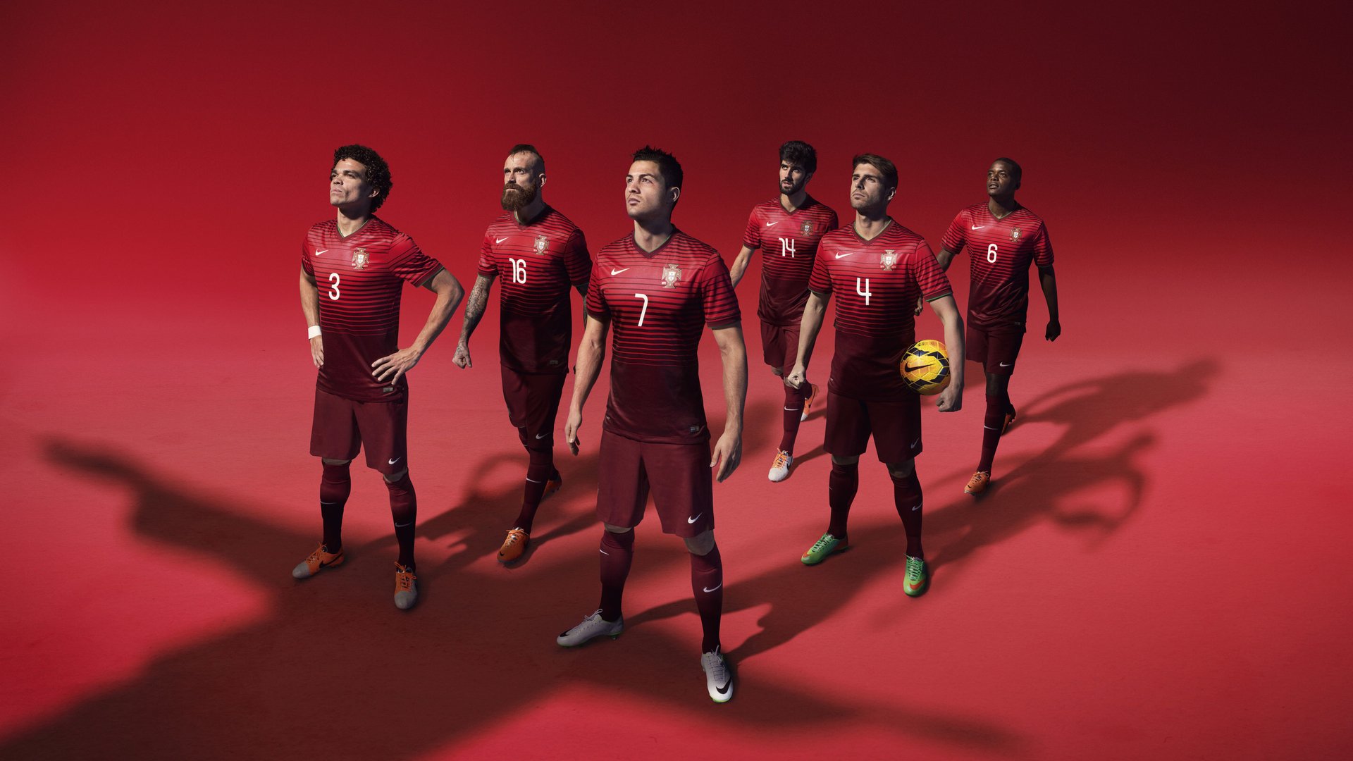 当他拍碎战术板，队友却爆发出欢呼，篮球世界的关键球基因之谜